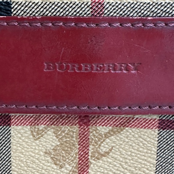💯 Authentic BURBERRY Haymarket Check Shoulder Flap Bag🍀 - Picture 6 of 17